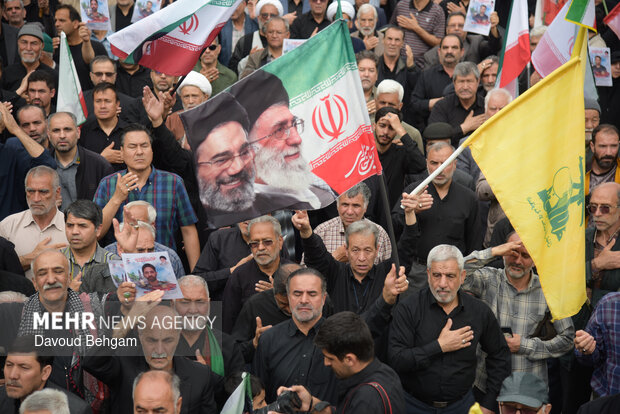 تشییع پیکرهای دو شهید اقتدار در مشهد