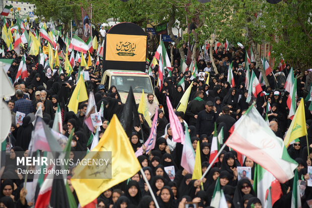 تشییع پیکرهای دو شهید اقتدار در مشهد