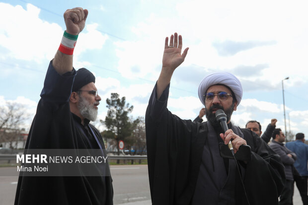 زنجیره انسانی فعالان رسانه ای اجتماعی ترکیه