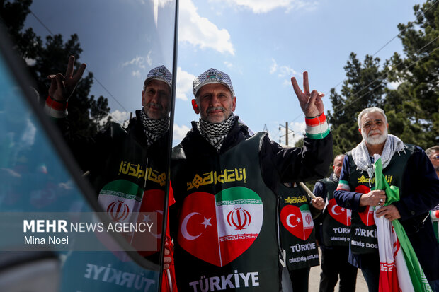 زنجیره انسانی فعالان رسانه ای اجتماعی ترکیه