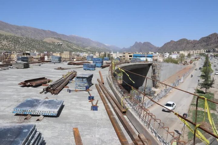 پیشرفت ۵۰ درصدی تقاطع غیرهم‌سطح «شهدای اقتدار» در خرم‌آباد