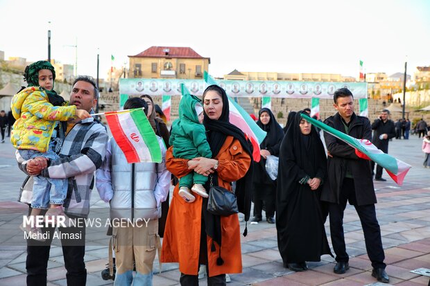 یادواره شهدا وعده صادق در زنجان