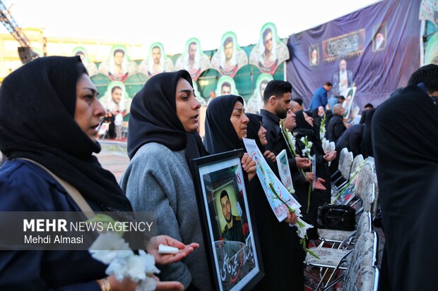 یادواره شهدا وعده صادق در زنجان