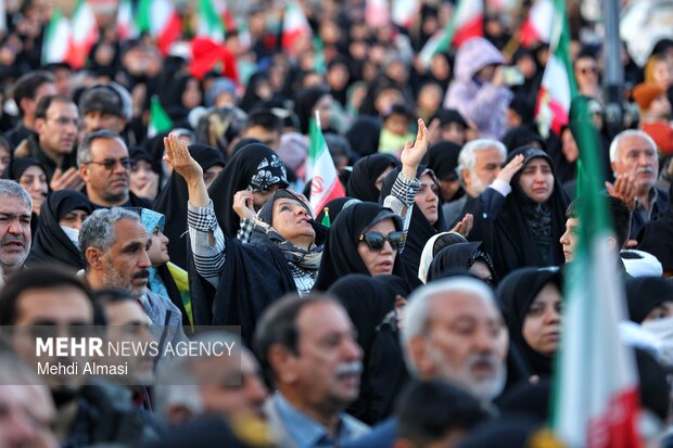 یادواره شهدا وعده صادق در زنجان