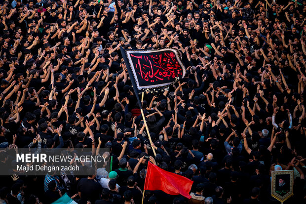 Imam Sadiq (AS)’s mourning ceremony observed in Yazd
