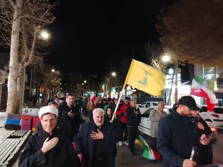 چهل و پنجمین شب صلابت و ایستادگی مردم ولایی خمین در حمایت از رهبری