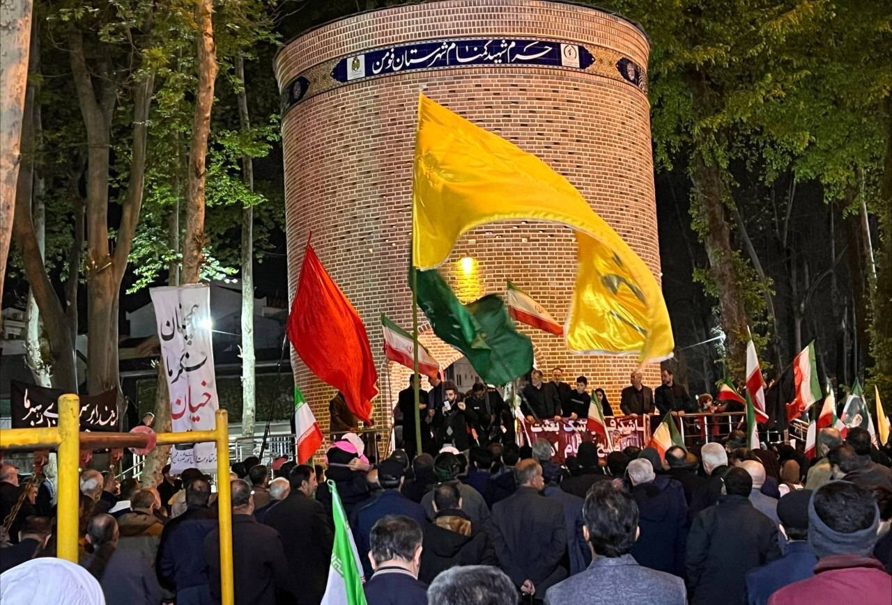 تجمع حماسی مردم فومن در ایستگاه چهل و پنجم تجمع حماسی مردم فومن در ایستگاه چهل و پنجم