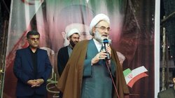آیت‌الله فلاحتی: قدرت پوشالی آمریکا فرو ریخته است