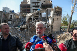 پذیرش دانشجویان ایرانی اخراجی از آمریکا؛ پیگیری برای اینترنت اساتید