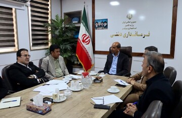 فرماندار دشتی: حمایت از طرح‌های معدنی با رعایت الزامات زیست‌محیطی باشد
