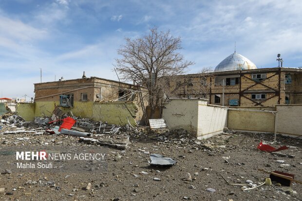 آثار تجاوزات آمریکایی- صهیونیستی بر مدرسه دکتر حافظی در اراک