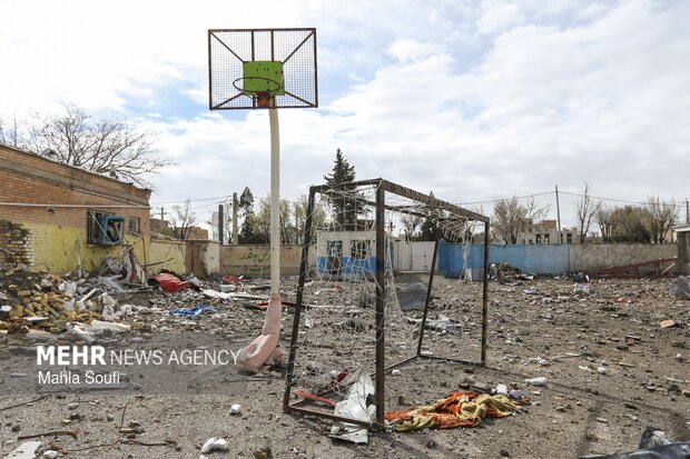 آثار تجاوزات آمریکایی- صهیونیستی بر مدرسه دکتر حافظی در اراک