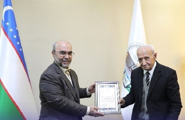 استاد دانشگاه سمرقند، عضو پیوسته فرهنگستان زبان و ادبیات فارسی شد