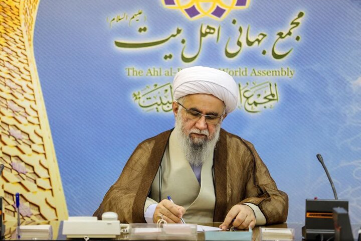 تقدیر آیت الله رمضانی از مواضع پاپ در برابر جنگ طلبی ترامپ