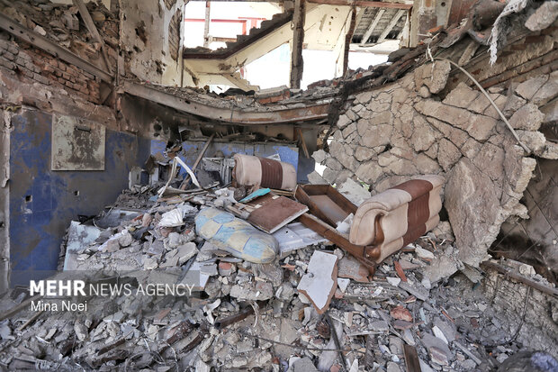 بازدید فعالین رسانه‌ای ترکیه از آثار تجاوزات آمریکایی- صهیونی در تبریز