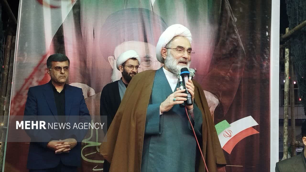 آیت‌الله فلاحتی: قدرت پوشالی آمریکا فرو ریخته است