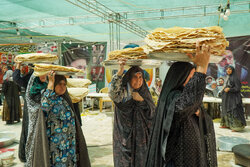 پخت نان سنتی در کوار