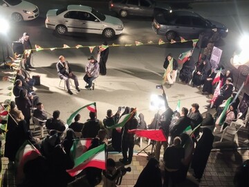 حاجی بابایی:حضور مردم در خیابان‌ها از بمب اتم برای آمریکا خطرناکتر است