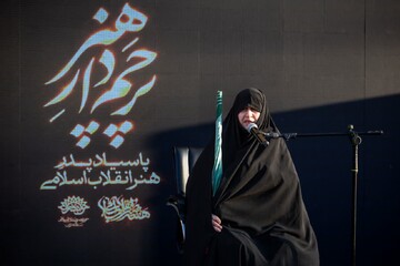 ایرانی مسلمان در شب عاشورایِ ابتلائات امام خویش را تنها نمی‌گذارد