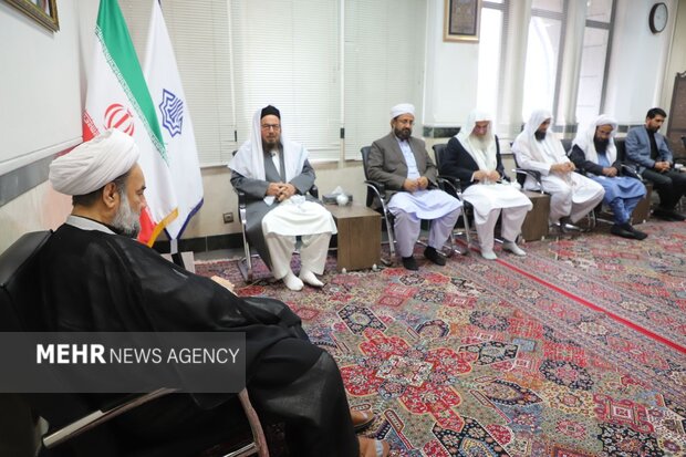 ️از عاشورا تا امروز؛ تکرار جبهه‌گیری حق و باطل در صحنه انقلاب