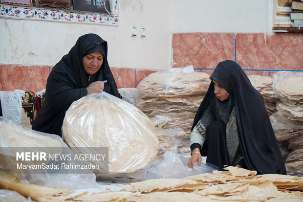 پخت نان سنتی در کوار