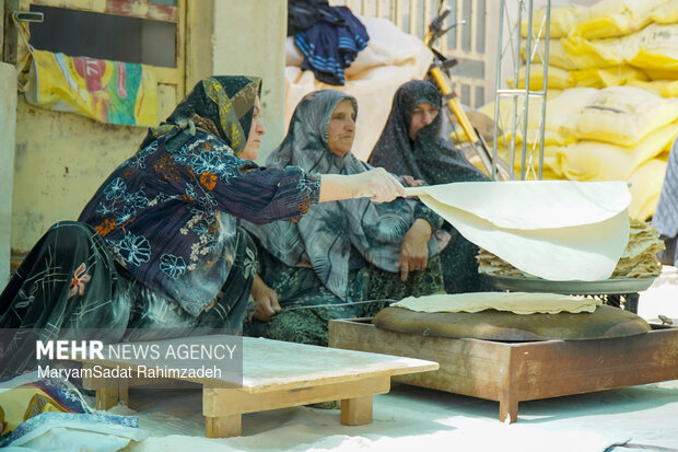 پخت نان سنتی در کوار