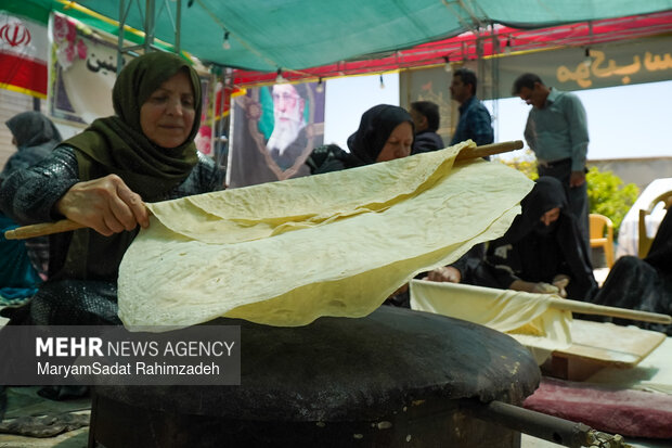 پخت نان سنتی در کوار