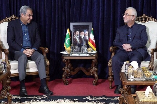 مومنی: نقش پاکستان در برقراری آتش‌بس را فراموش نخواهیم کرد