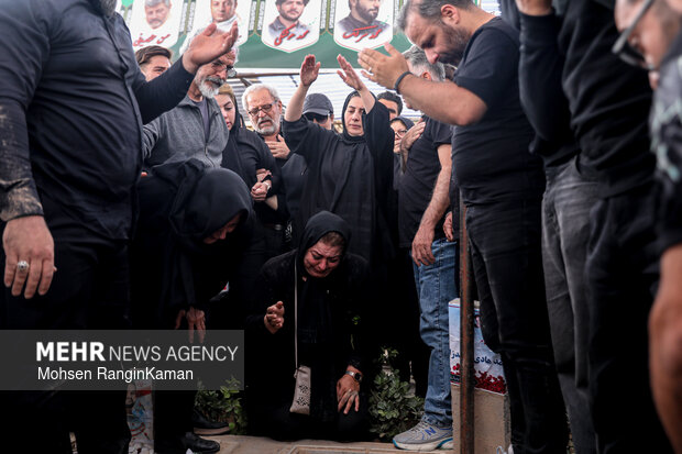 مراسم چهلمین روز شهادت شهدای جنگ رمضان 29