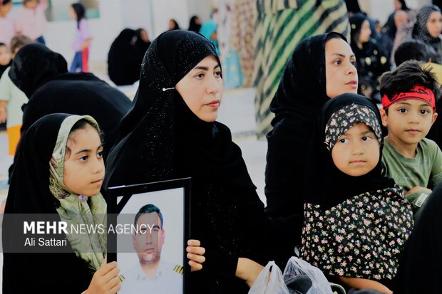 مراسم اربعین شهدای ناوشکن‌های دنا و جماران در بندرعباس