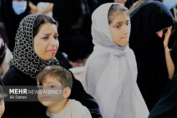 مراسم اربعین شهدای ناوشکن‌های دنا و جماران در بندرعباس