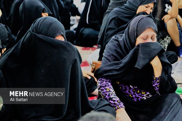 مراسم اربعین شهدای ناوشکن‌های دنا و جماران در بندرعباس