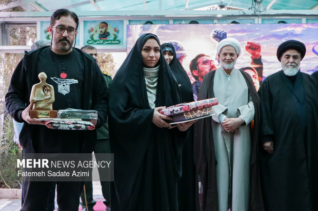 اختتامیه هفته هنر انقلاب اسلامی در قم