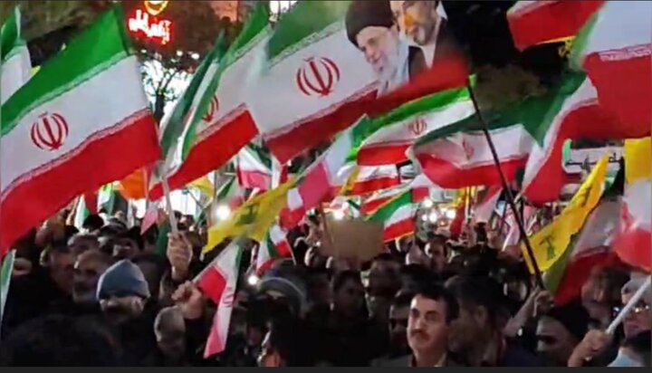 خروش شبانه مینودشت در خون‌خواهی رهبر شهید