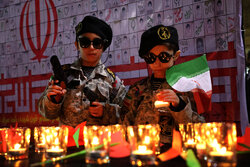 میدان‌داری کودکان مشهدی در تجمعات شبانه