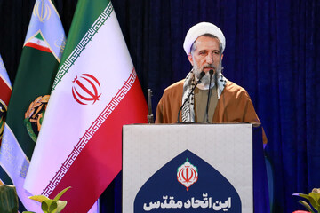 مردم قزوین از ۱۹ دی در میدان هستند و تا پایان می‌مانند