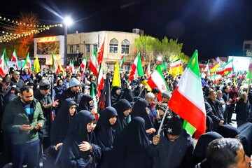 طنین استقامت در چهل و هشتمین شب ایستادگی محلاتی‌ها