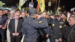 تجلیل از ماموران انتظامی چرام که به بالگردهای آمریکا تیراندازی کردند