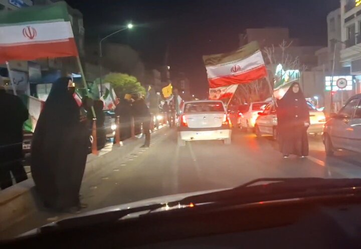تداوم برپایی کاروان خودرویی شبانه در تبریز