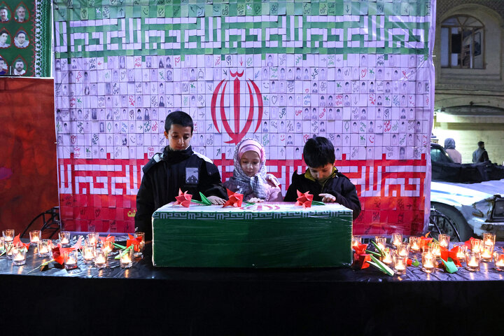 اجتماع شبانه کودکان و نوجوانان در همدان