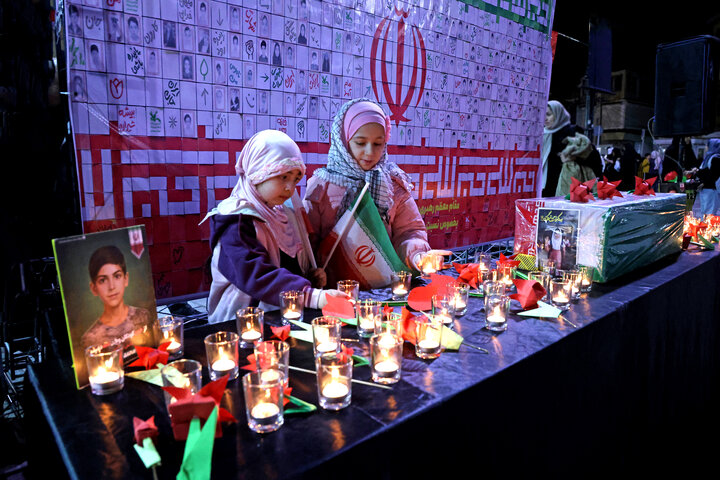 اجتماع شبانه کودکان و نوجوانان در همدان