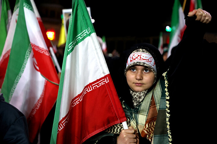اجتماع شبانه کودکان و نوجوانان در همدان