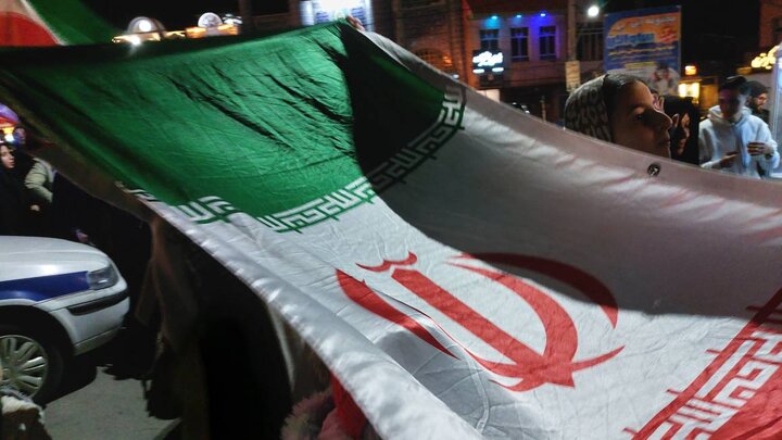 شب‌های پرشور مشگین؛ فریاد حمایت از انقلاب