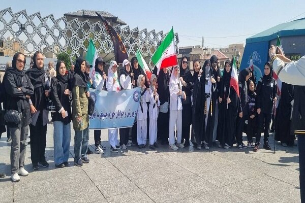 حضور جامعه ورزش بانوان در رزمایش بزرگ «دختران جان‌فدای ایران»