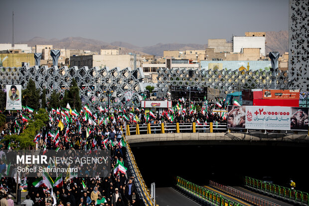 اجتماع بزرگ «دختران جان‌فدای ایران»