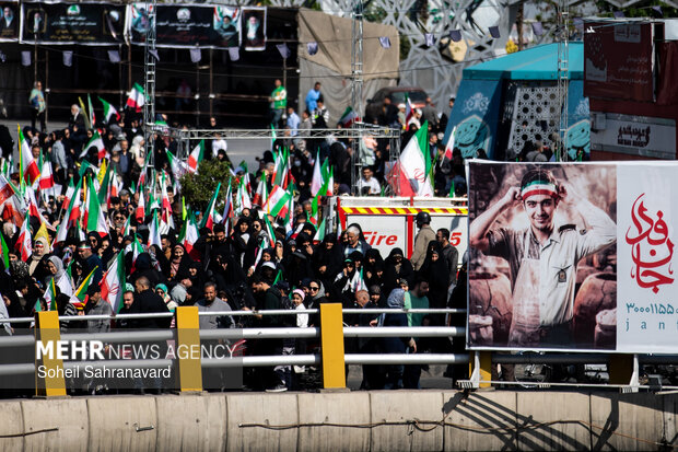 اجتماع بزرگ «دختران جان‌فدای ایران»