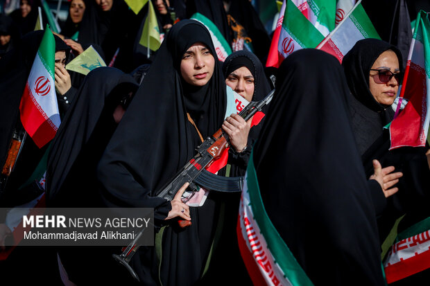 اجتماع بزرگ «دختران جان‌فدای ایران»