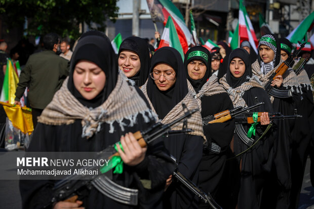 اجتماع بزرگ «دختران جان‌فدای ایران»
