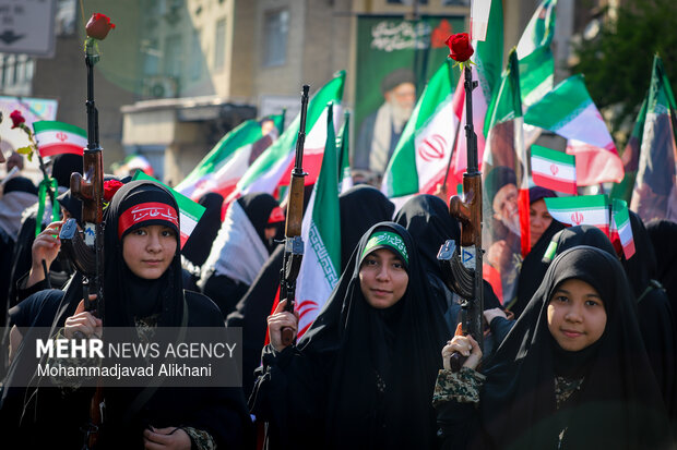 اجتماع بزرگ «دختران جان‌فدای ایران»