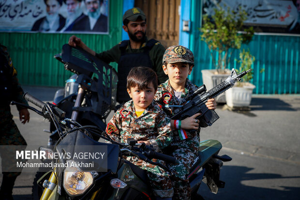 اجتماع بزرگ «دختران جان‌فدای ایران»